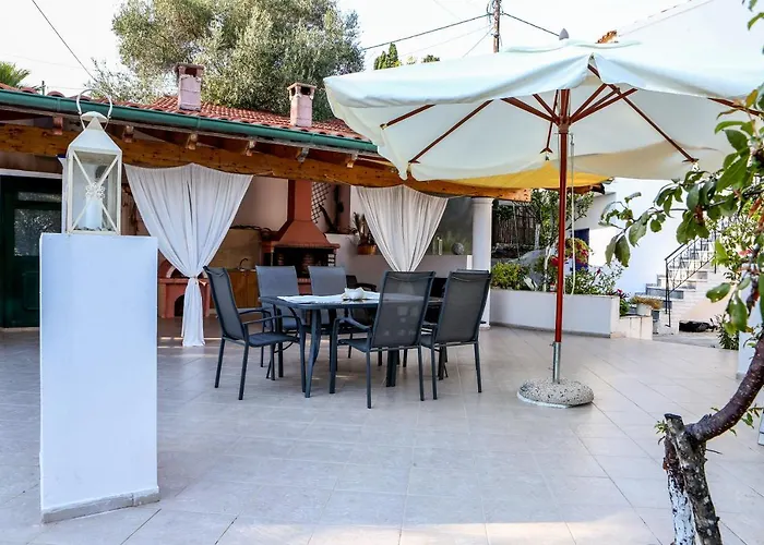 Athina 卡托克拉克阿纳