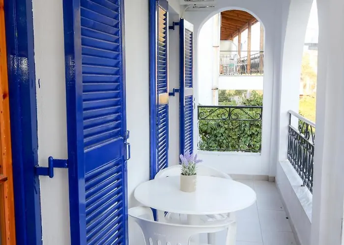 Athina * 卡托克拉克阿纳